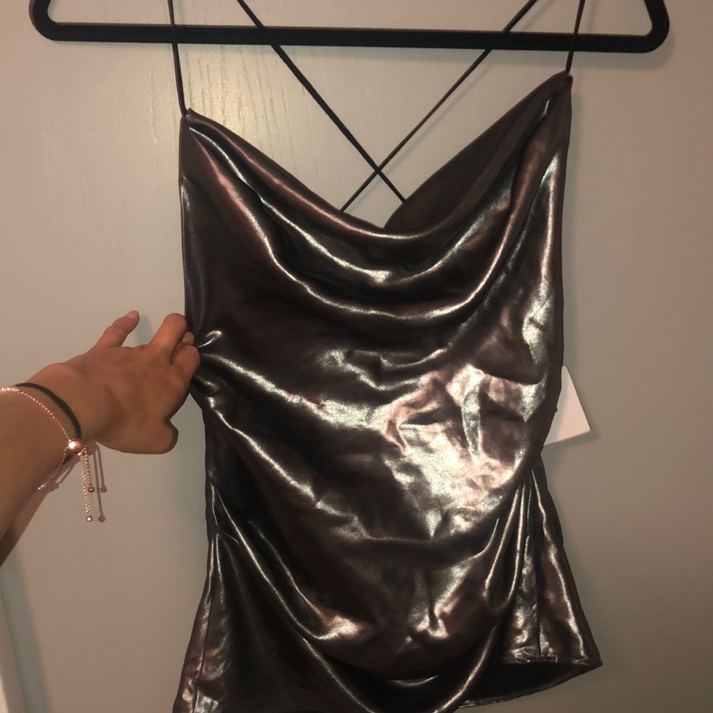 NWT urban metallic open back cowel neck tank